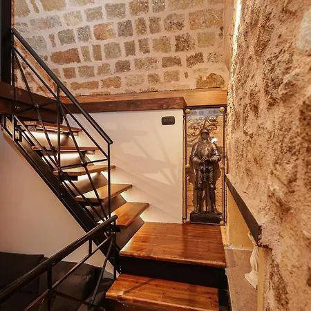 Medieval Estiva Lejlighed *